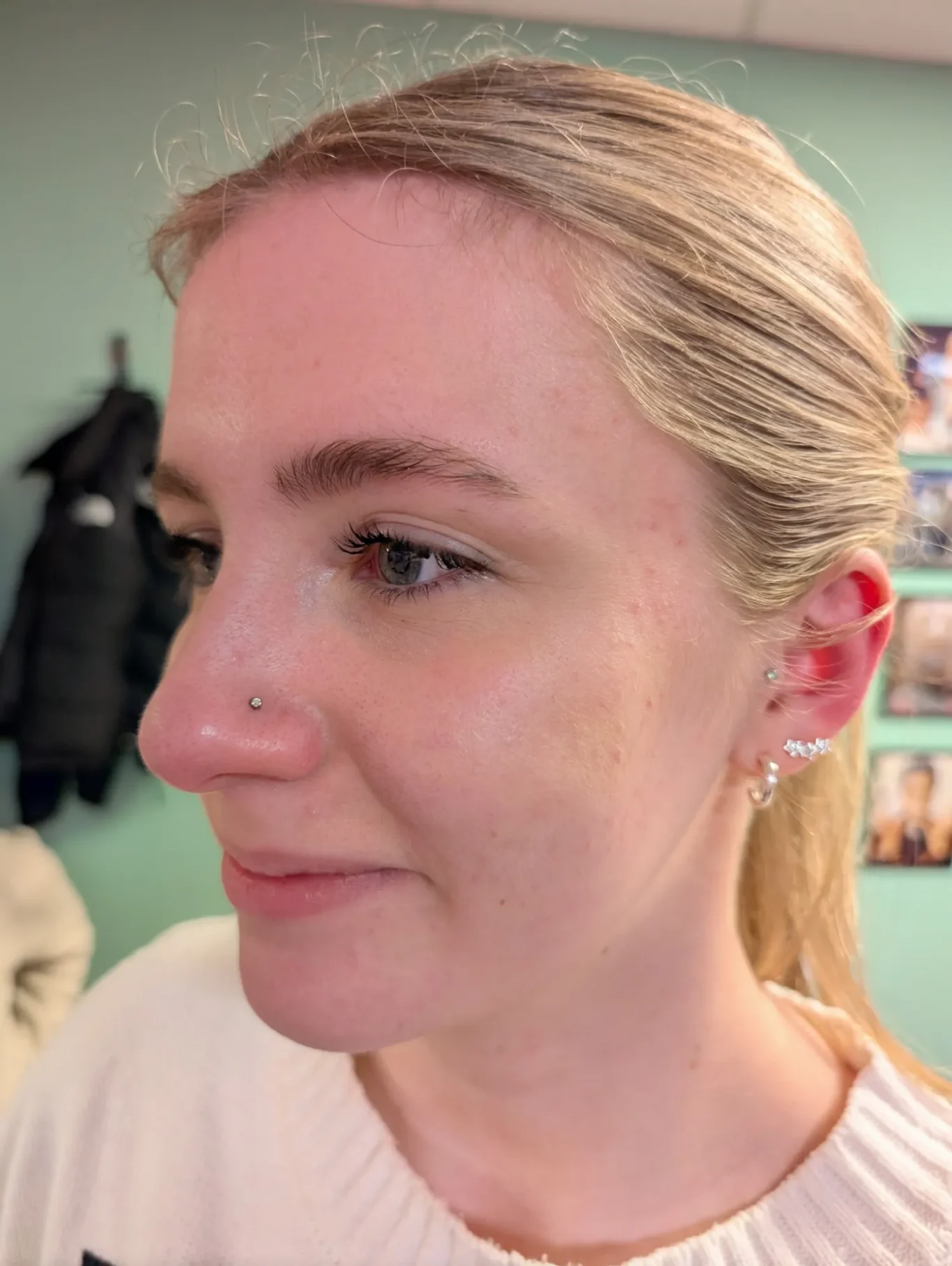 Nostril piercing / Nose piercing