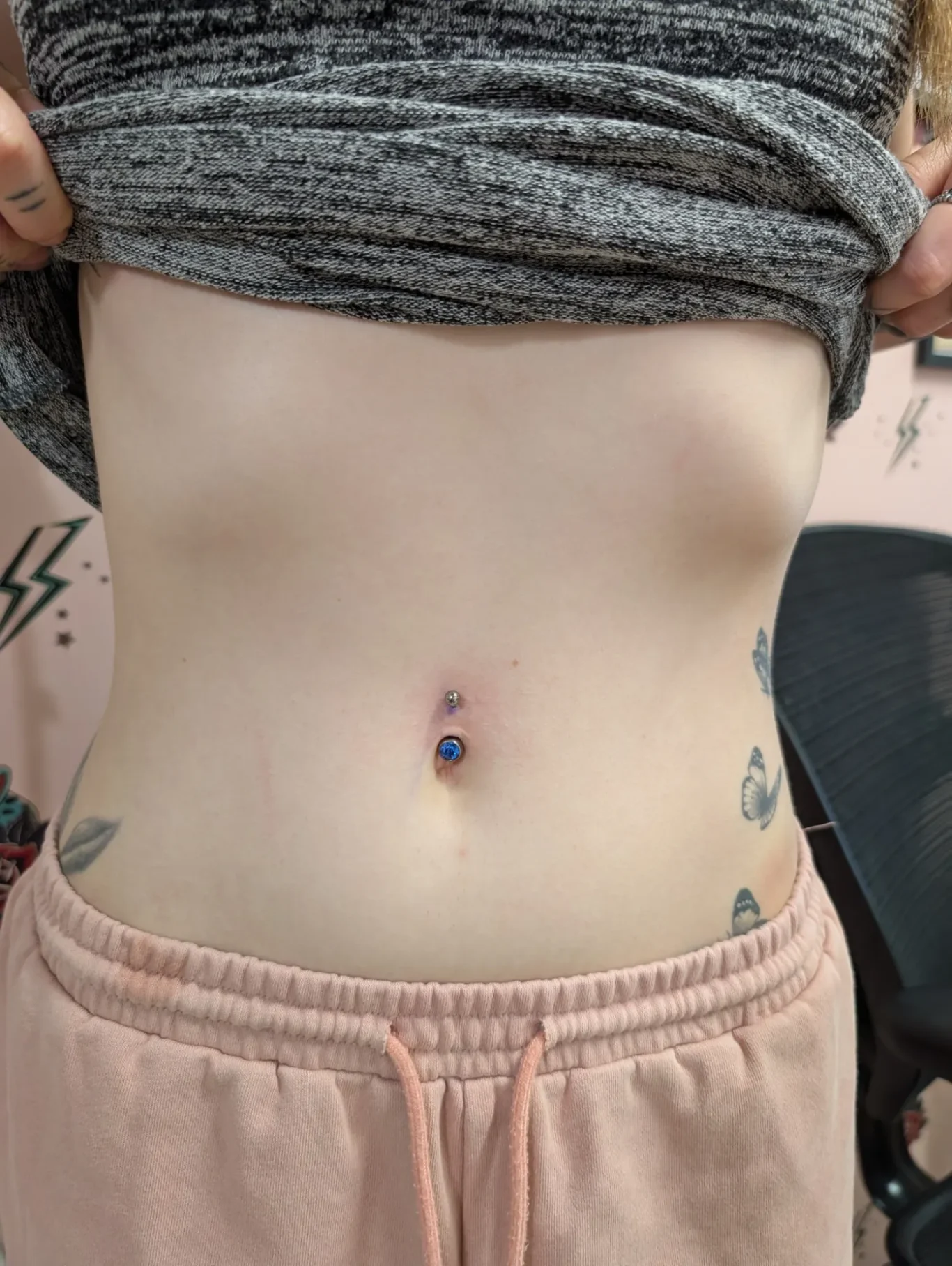 Belly Button Piercing / Navel Piercing