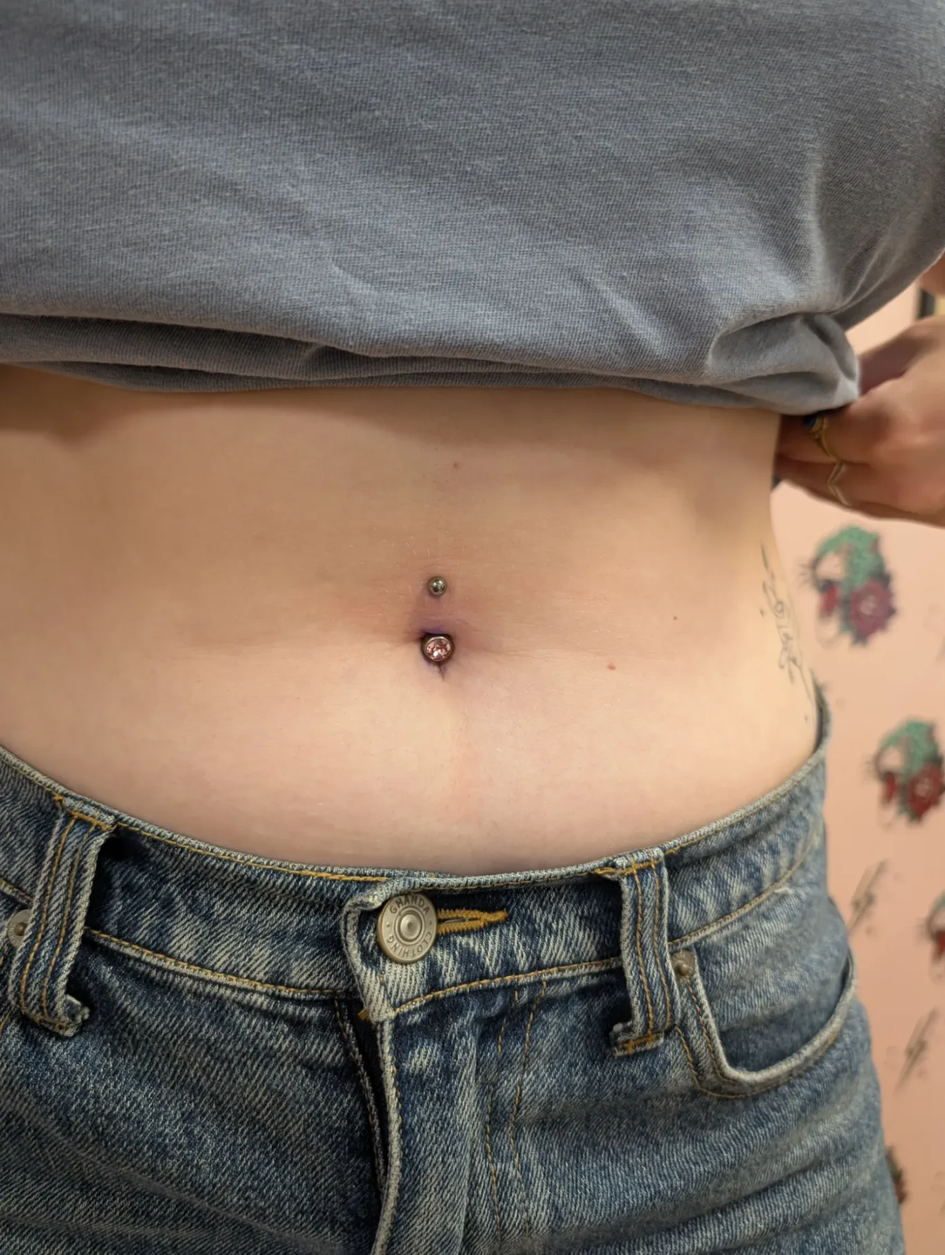 Belly Button Piercing / Navel Piercing