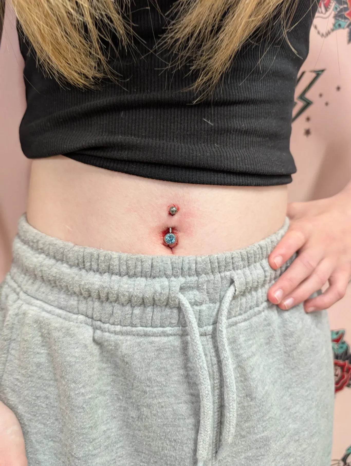 Belly Button Piercing / Navel Piercing