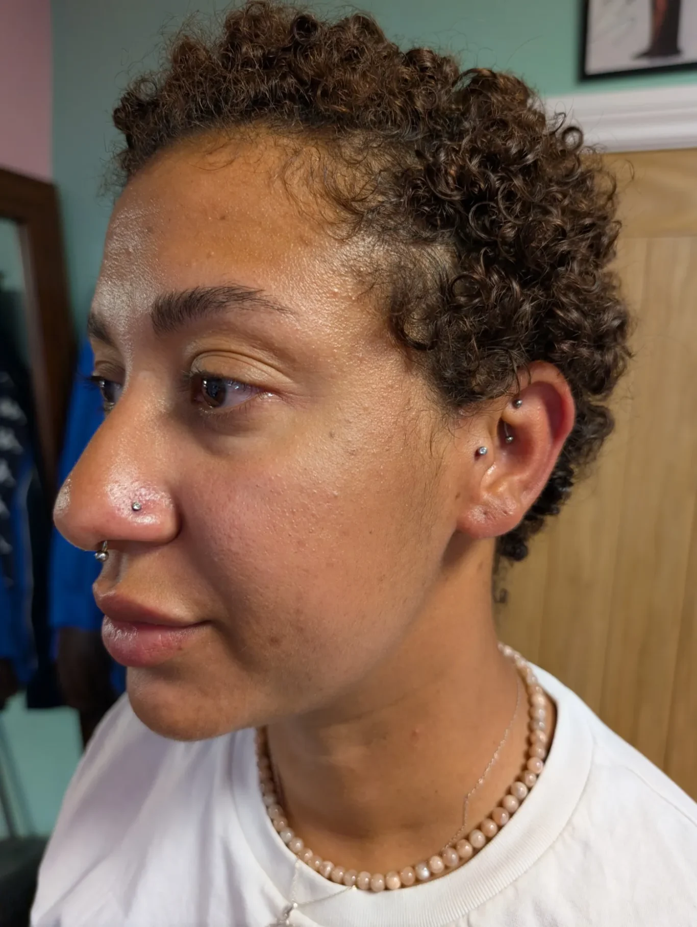 Nostril piercing / Nose piercing