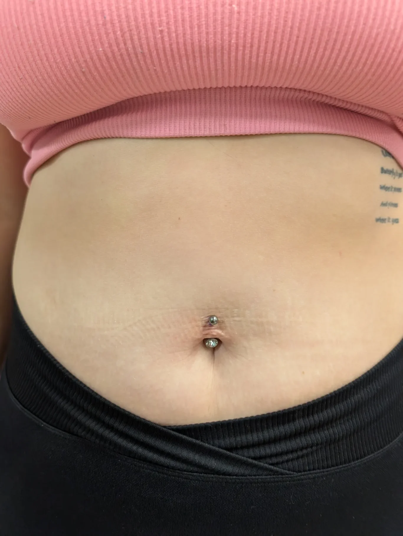 Belly Button Piercing / Navel Piercing