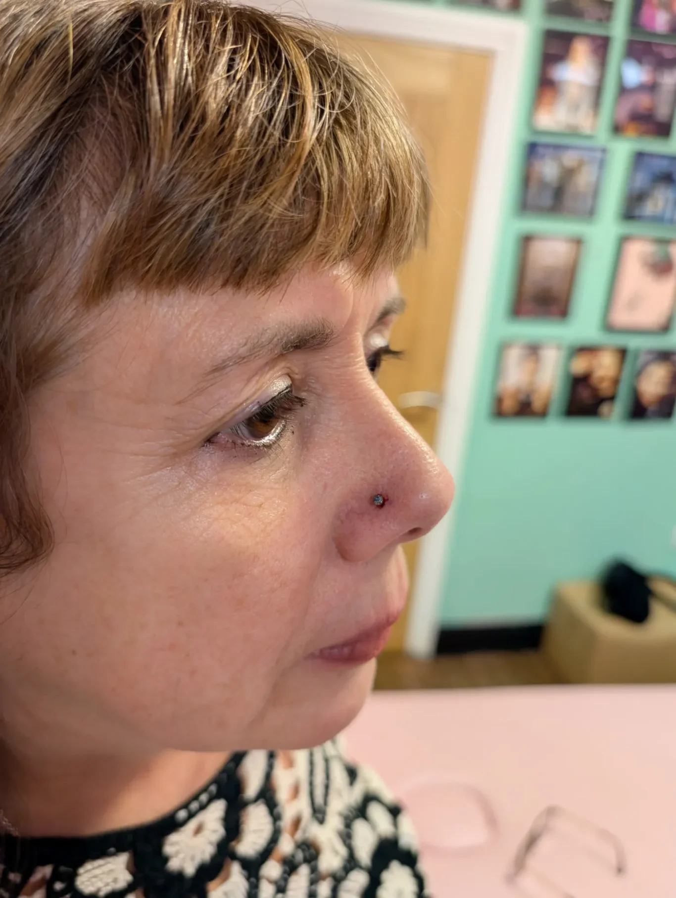 Nostril piercing / Nose piercing